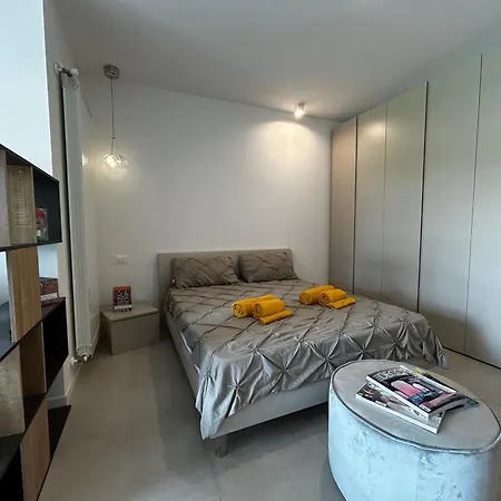House With Vineyard View, For 3 Guests, With Private Covered Parking Space Apartman Negrar